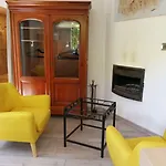 Hotel La Bastide Des Muriers Deaux