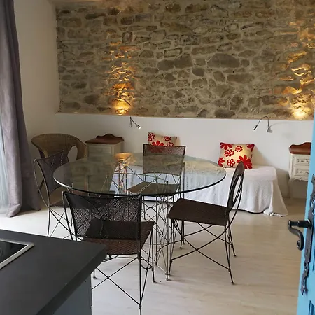 La Bastide Des Mûriers 3*