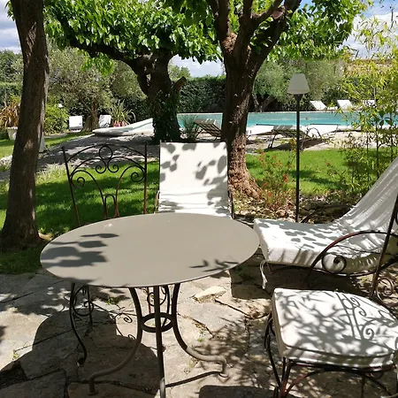 La Bastide Des Mûriers Hotel 3*