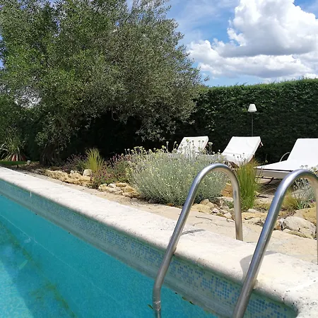 La Bastide Des Muriers