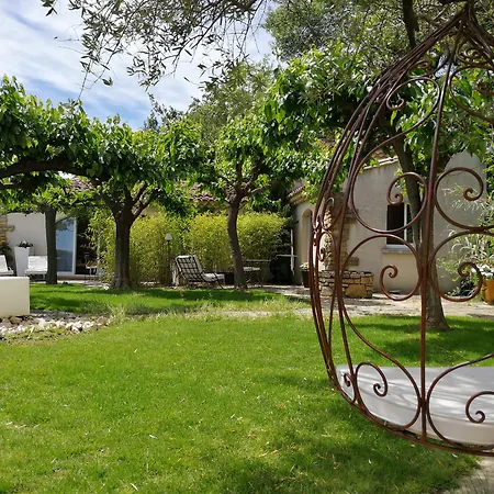 La Bastide Des Mûriers Hotel