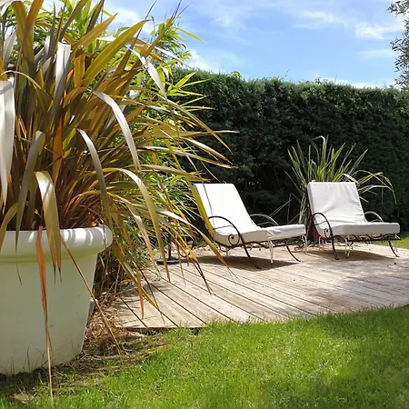 La Bastide Des Muriers Hotel Deaux