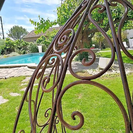 La Bastide Des Mûriers 3*