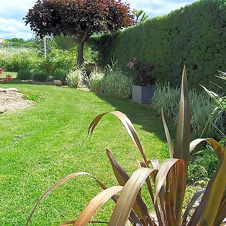 Hotel La Bastide Des Mûriers