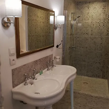 Szálloda La Bastide Des Muriers